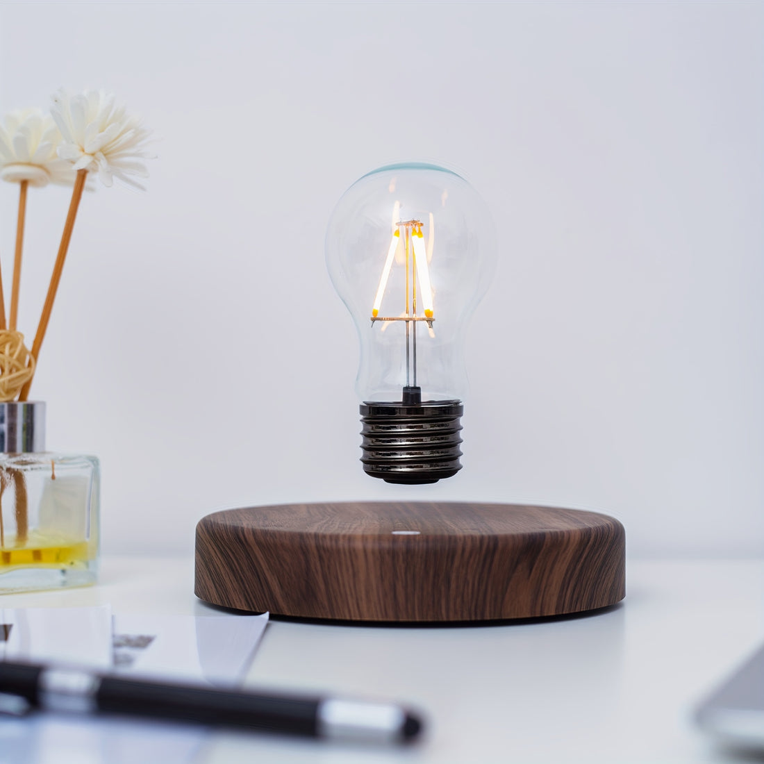 Magnetic Levitation Floating Light Bulb - Unique Night Light